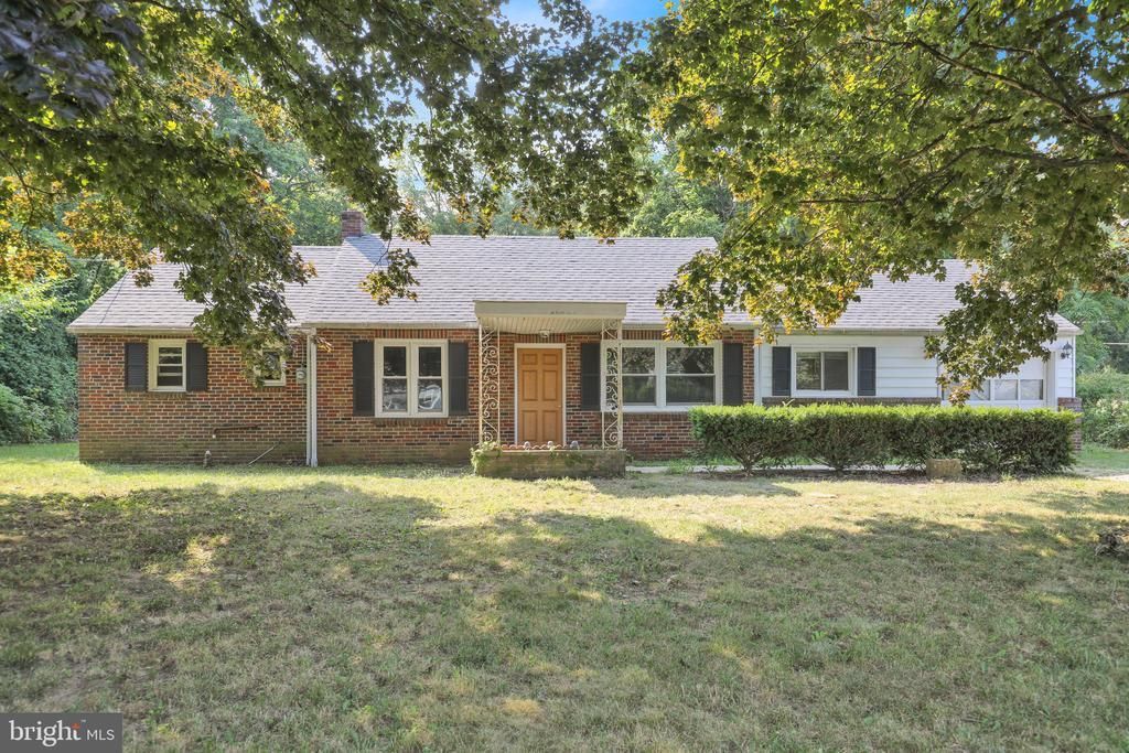 3215 PRICETOWN ROAD, FLEETWOOD, PA 19522