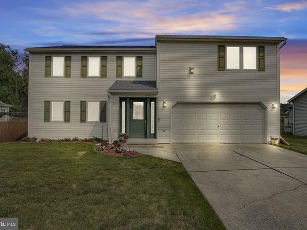 47 HONEYSUCKLE DRIVE, MECHANICSBURG, PA 17050