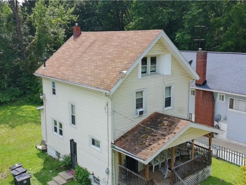 692 Blanche Street , Akron, OH 44307 Photo 3