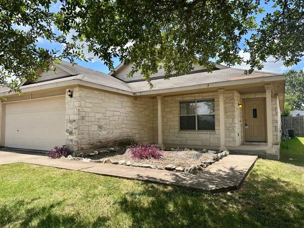 112 Cowboy CV, Kyle, TX 78640