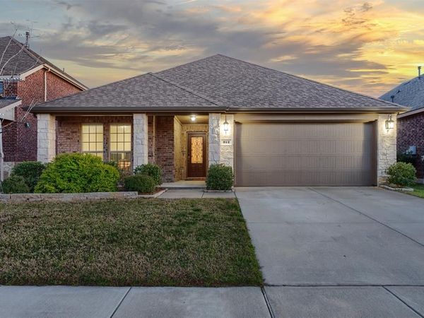 912 Lake Cypress Lane, Little Elm, TX 75068
