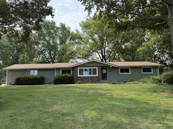 2282 Shepard Drive, FREEPORT, IL 61032