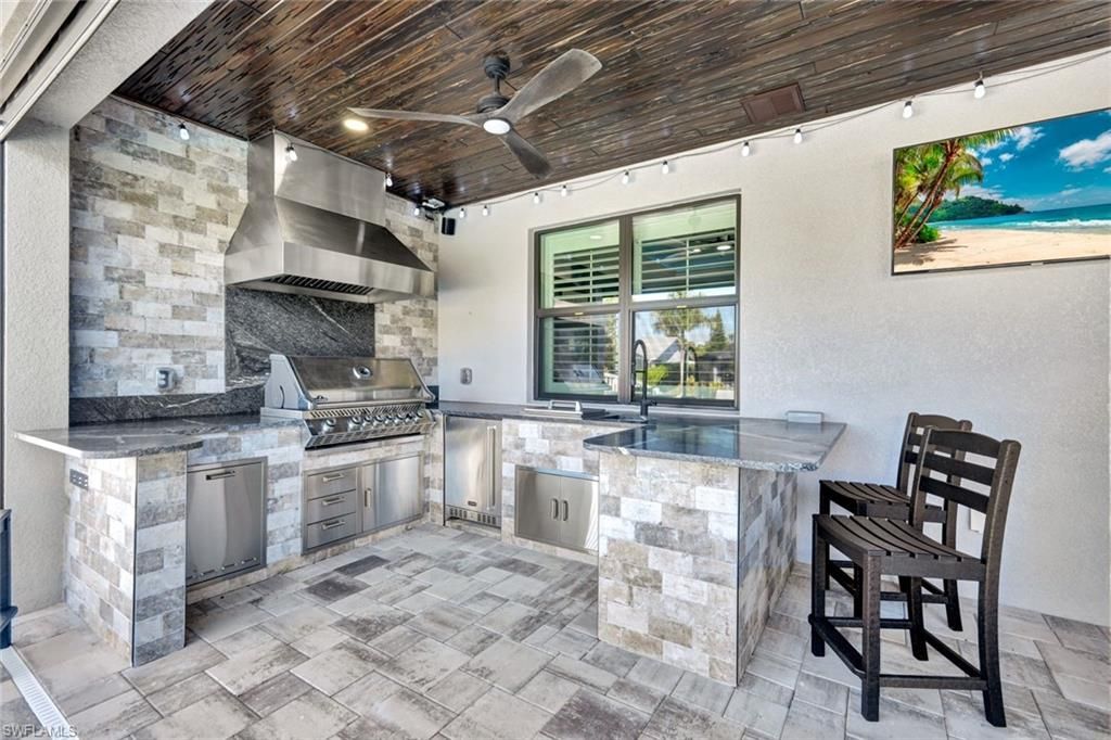 1909 SE 14th St , Cape Coral, FL 33990 Photo