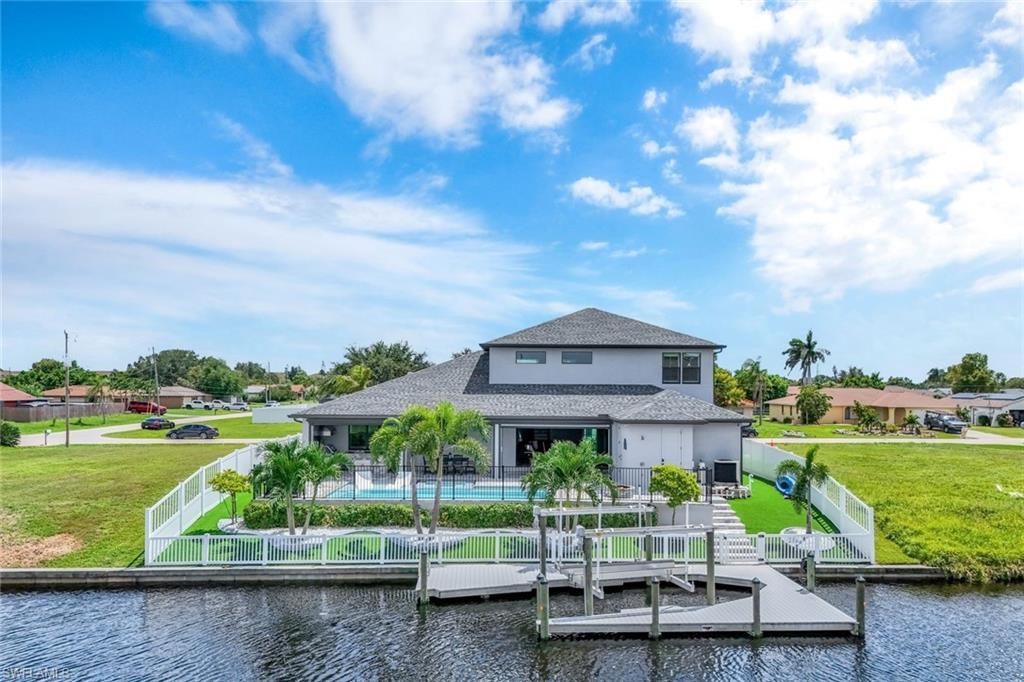 1909 SE 14th St , Cape Coral, FL 33990 Photo
