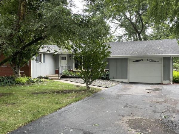 8805 Lee Street, Crown Point, IN 46307
