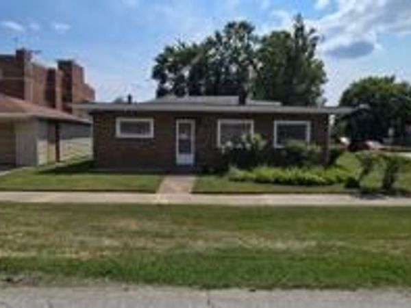 7203 Marshall Avenue , Hammond, IN 46323