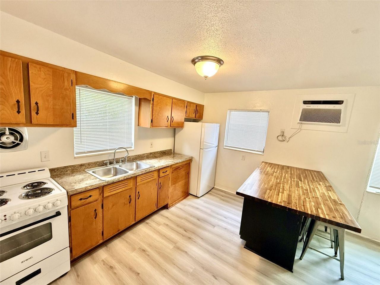 1135 Highland Street N, Unit 3, Saint Petersburg, FL 33701 Photo