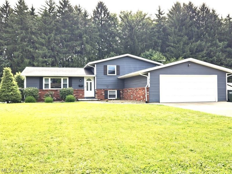 415 31st Street SW, Barberton, OH 44203 Photo 1
