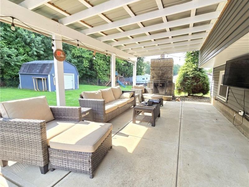 415 31st Street SW, Barberton, OH 44203 Photo 37