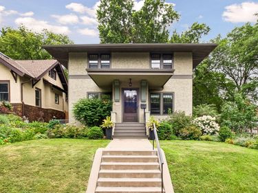 2116 Fairmount Avenue, Saint Paul, MN 55105