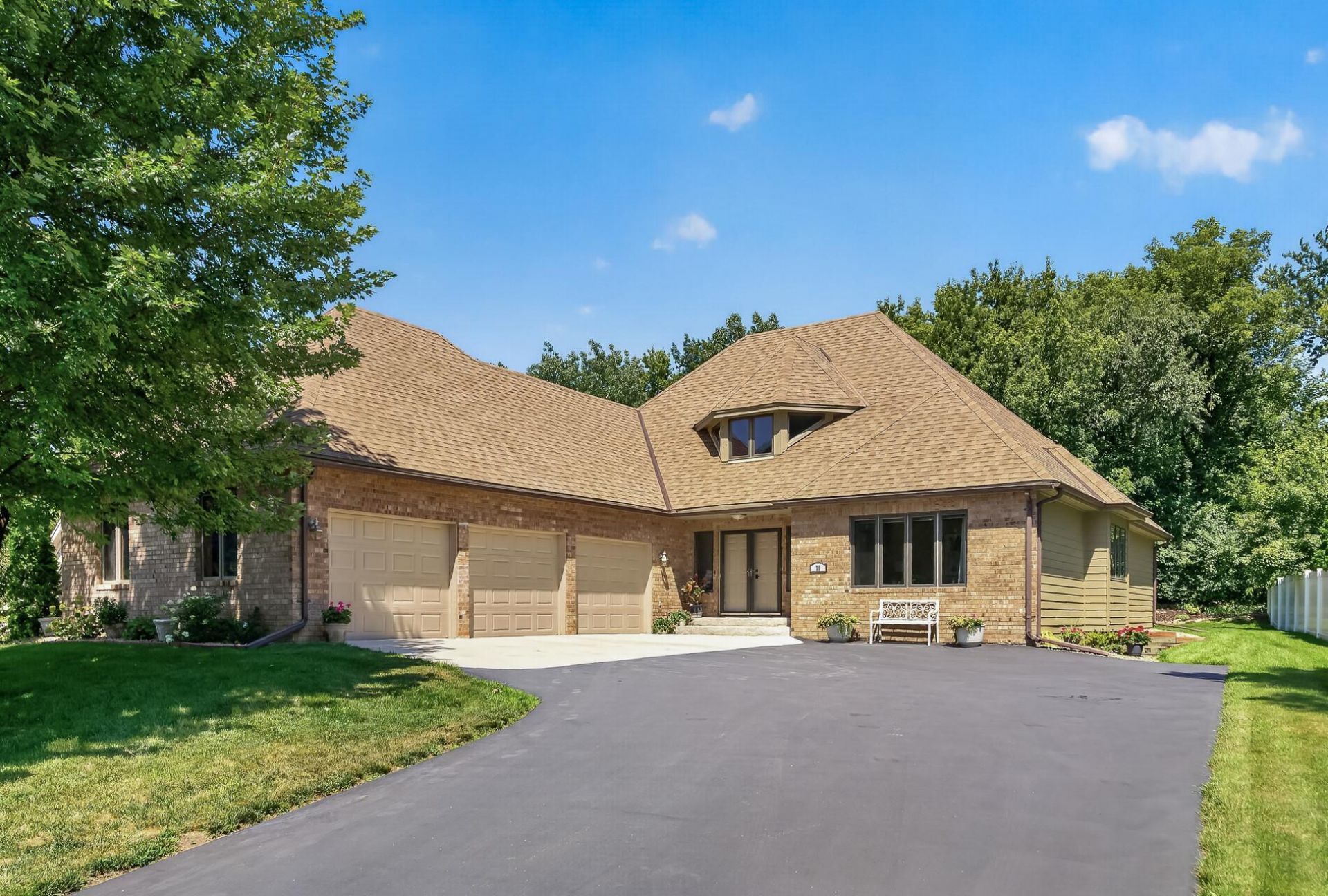 71 Marcin Hill , Burnsville, MN 55337