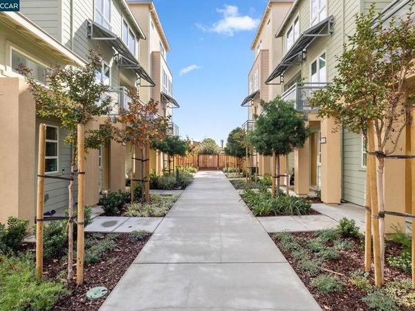 27261 Cosmo Court, Hayward, CA 94544