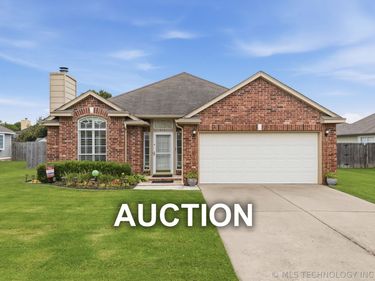 5121 S Oak Avenue , Broken Arrow, OK 74011