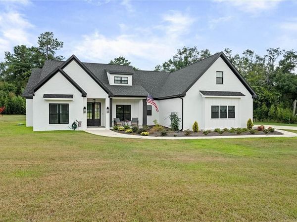 11 Creax Road , Axis, AL 36505