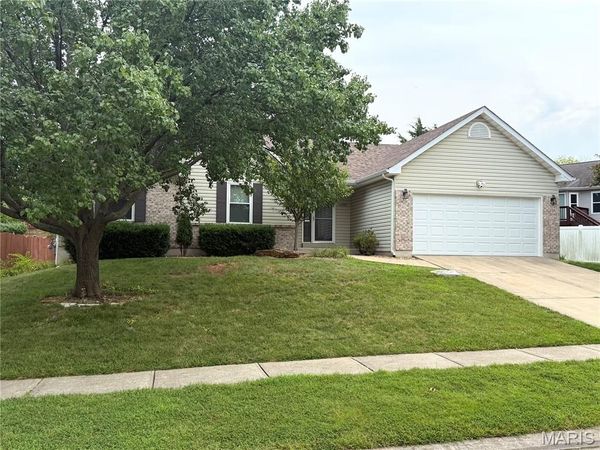 174 Stage Coach Landing Drive , O'Fallon, MO 63376