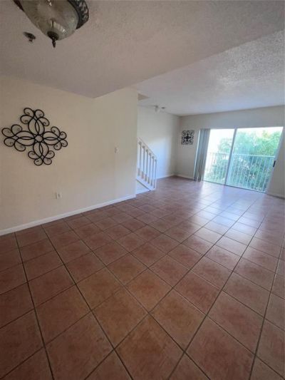 167 Riviera Circle, Weston, FL 33326 Photo