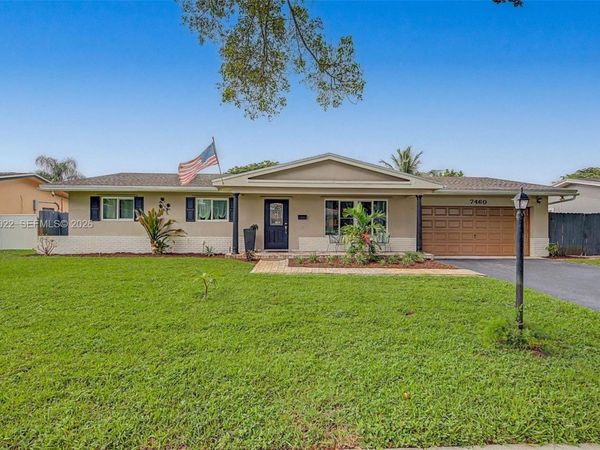 7460 NW 13th St , Plantation, FL 33313