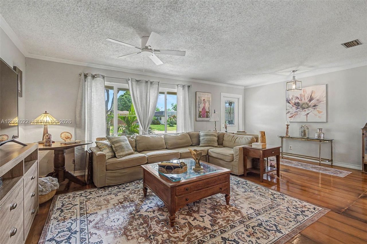 7460 NW 13th St , Plantation, FL 33313 Photo