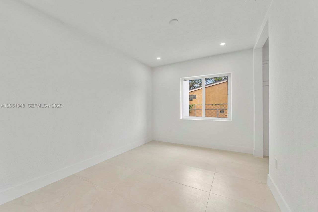 16100 NW 28th Ct, Miami Gardens, FL 33054 Photo