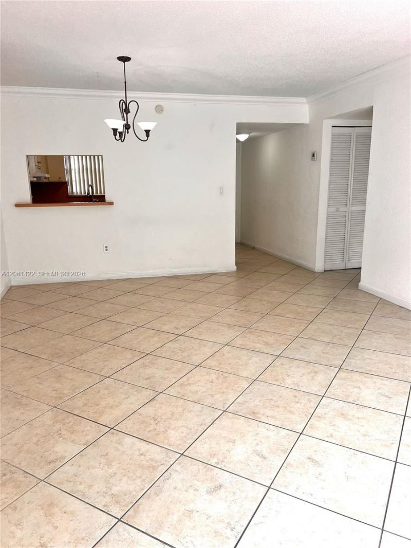 401 NW 72nd Ave , Unit 304B, Miami, FL 33126 Photo