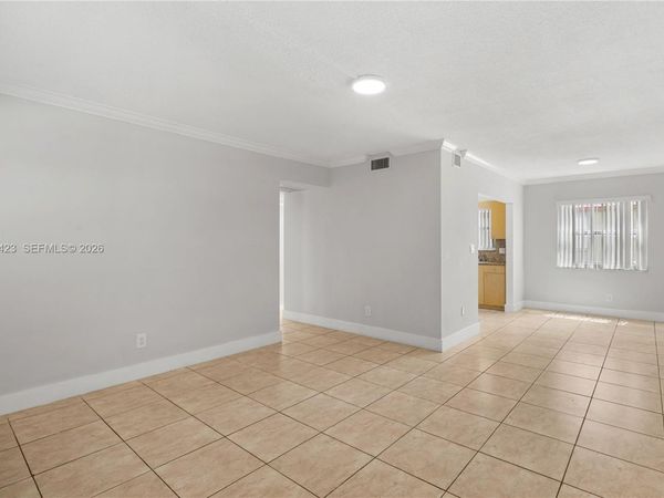 4933 Hollywood Blvd , Unit 201, Hollywood, FL 33021