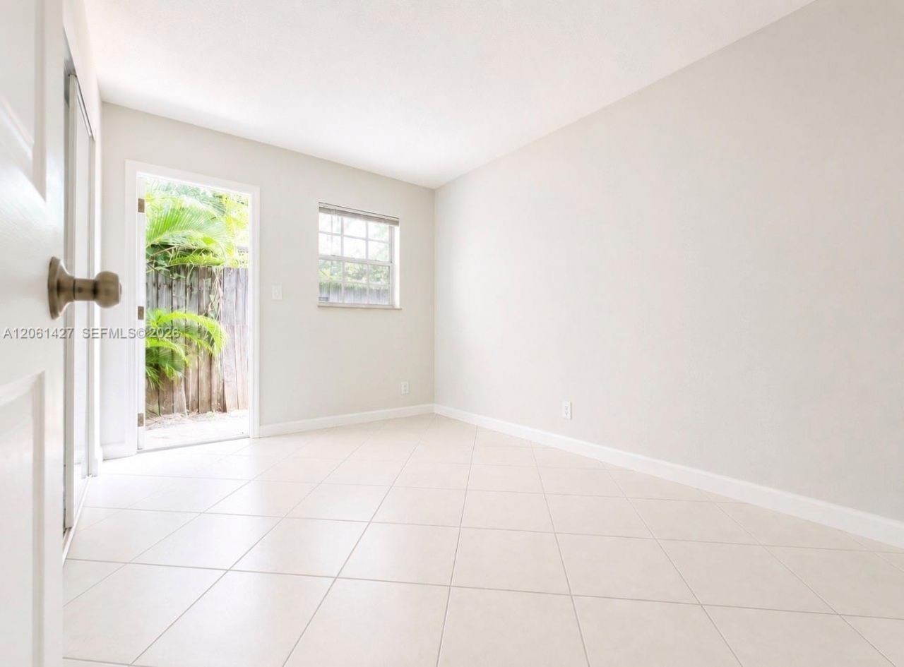 731 SW 14th Ave, Unit 1-4, Fort Lauderdale, FL 33312 Photo