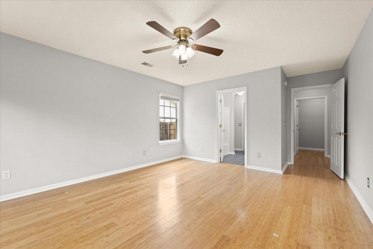 1201 Grasswind Drive Photo 18