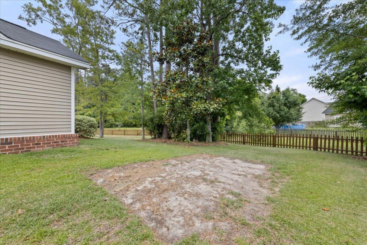 1201 Grasswind Drive Photo 7