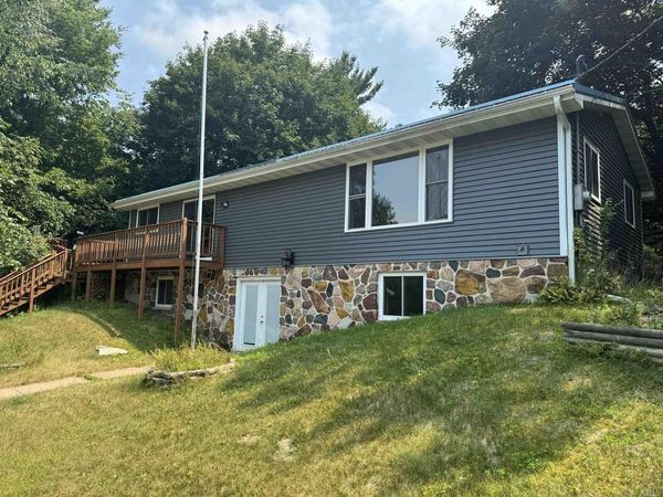 N2108 COUNTY ROAD K, Waupaca, WI 54981