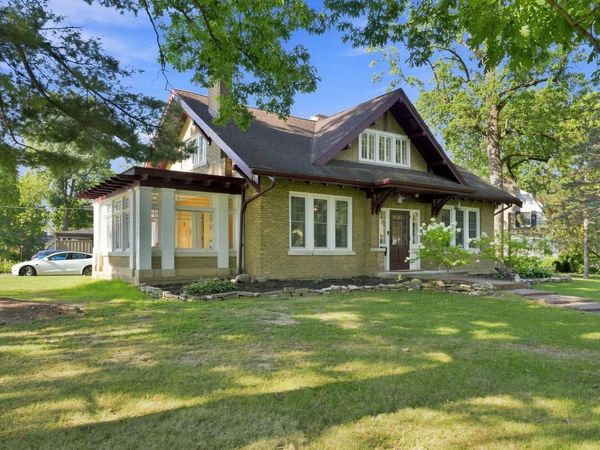 4230 Indiana Avenue, Fort Wayne, IN 46807