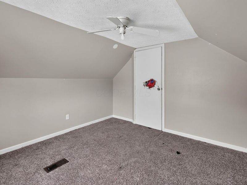 584 S Ashburton Road, Columbus, OH 43213 Photo 16