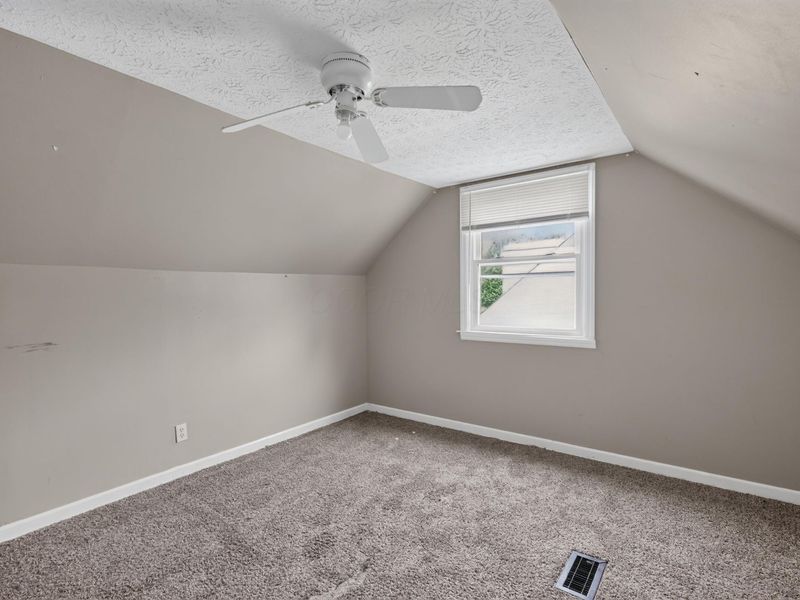 584 S Ashburton Road, Columbus, OH 43213 Photo 19