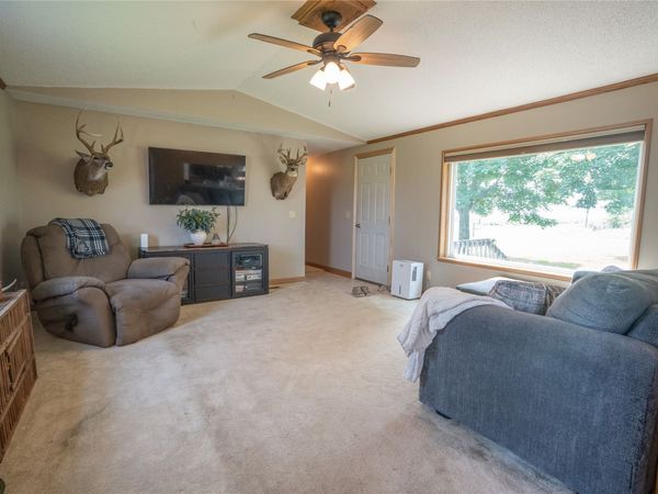 1667 195th Street, Winterset, IA 50273