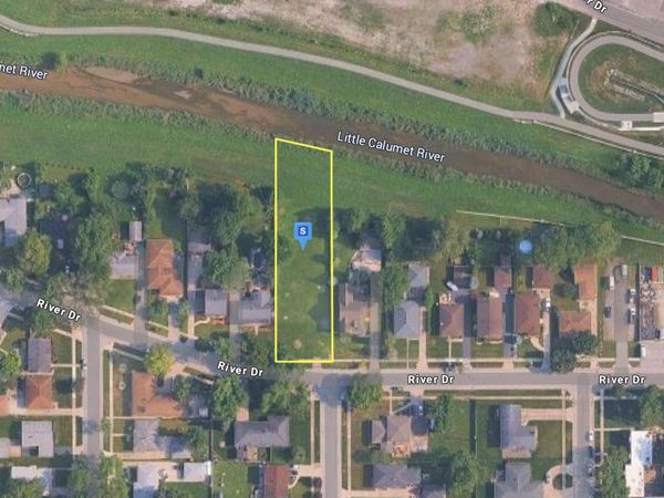 649 River Drive , Munster, IN 46321