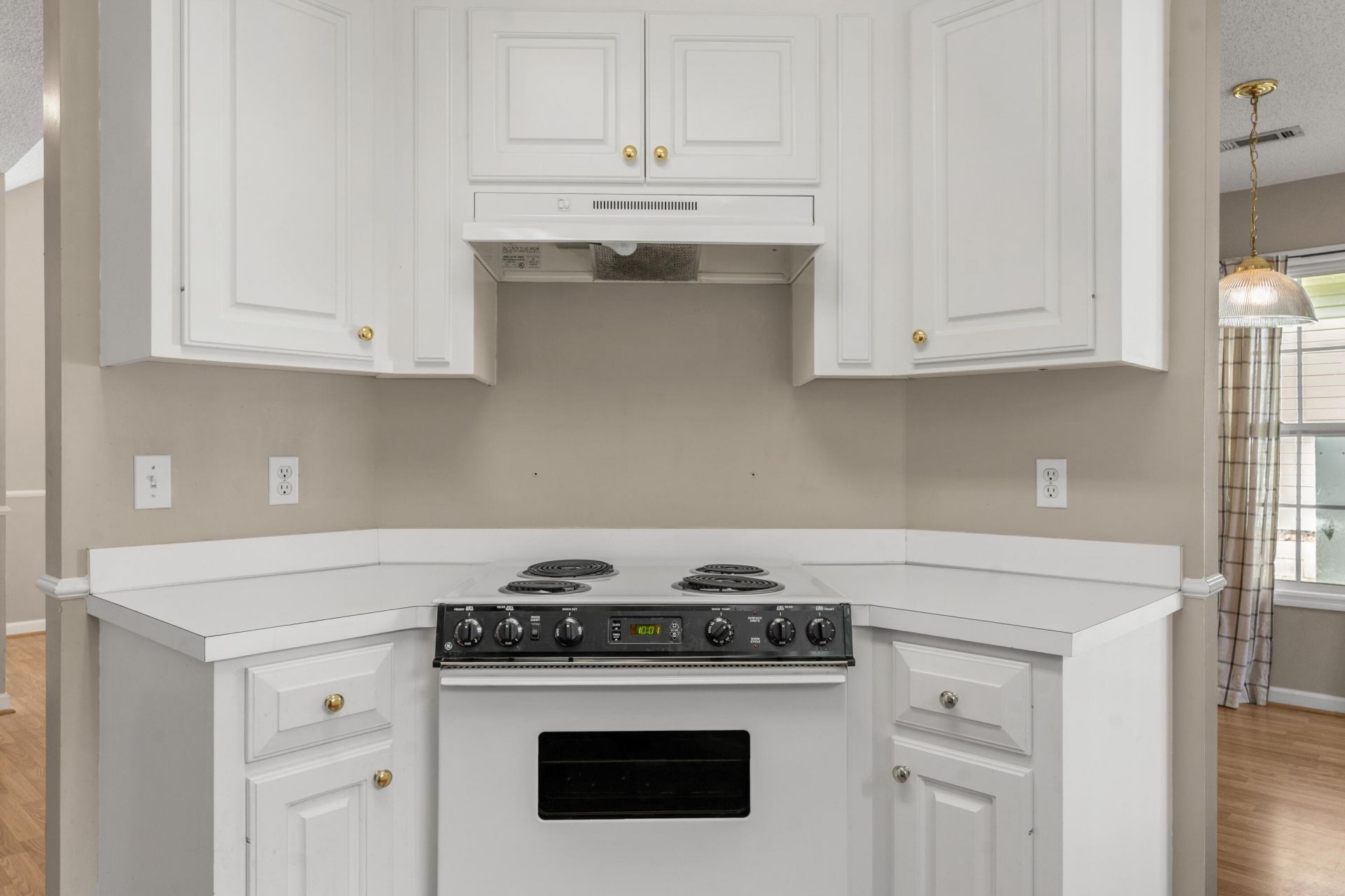 1040 Raysor Street Photo 10