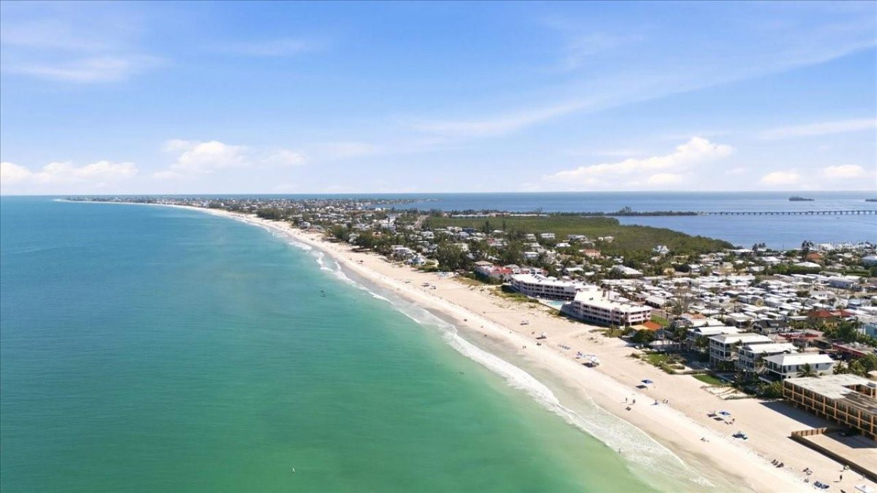 2600 Gulf Drive N, Unit 30, Bradenton Beach, FL 34217 Photo
