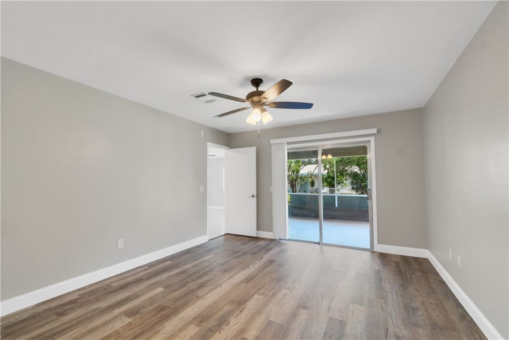 261 Mensh Avenue, Sebastian, FL 32958 Photo
