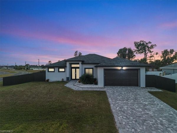 1124 NE 35th LN , CAPE CORAL, FL 33909