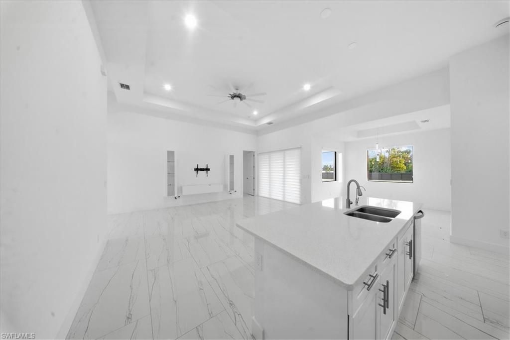 1124 NE 35th Ln , Cape Coral, FL 33909 Photo