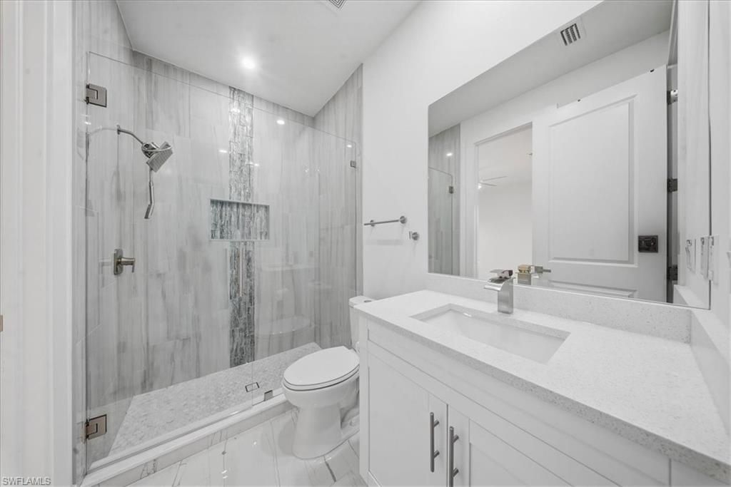 1124 NE 35th Ln , Cape Coral, FL 33909 Photo