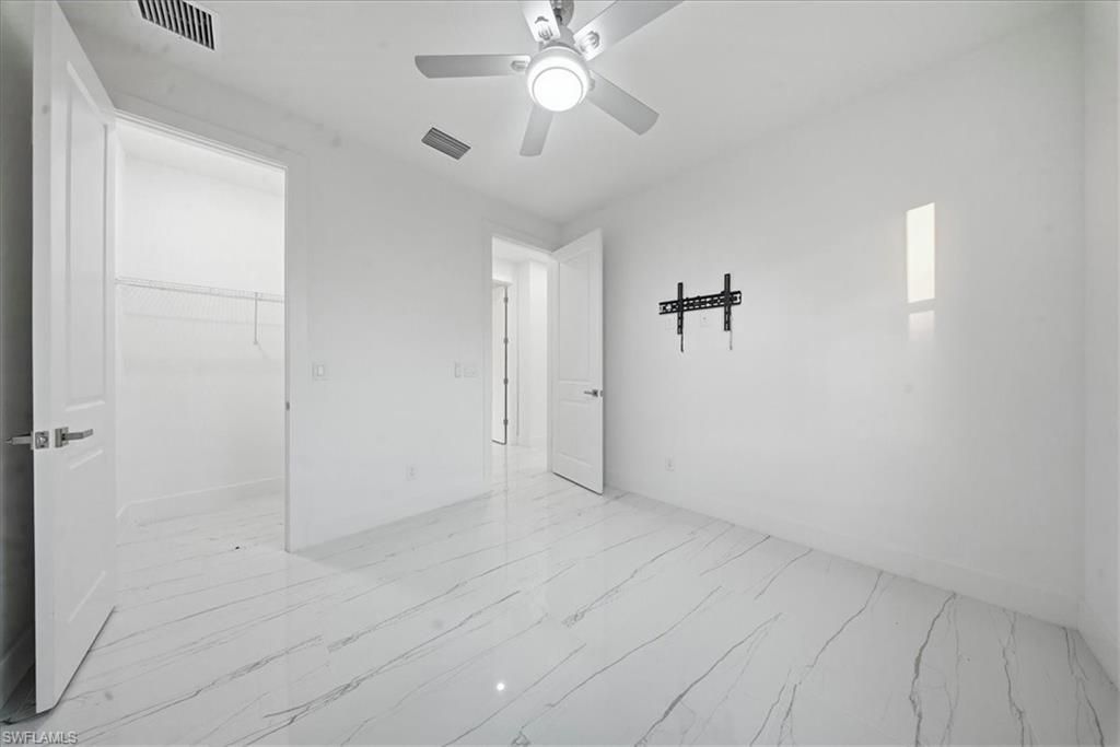 1124 NE 35th Ln , Cape Coral, FL 33909 Photo
