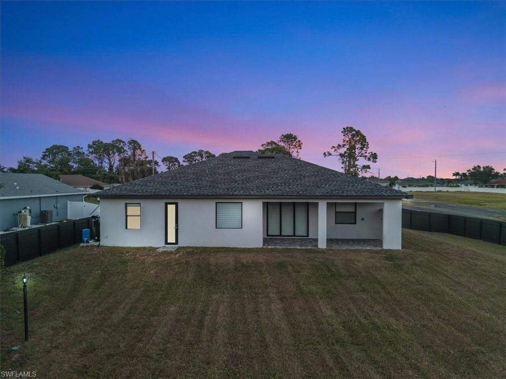 1124 NE 35th Ln , Cape Coral, FL 33909 Photo