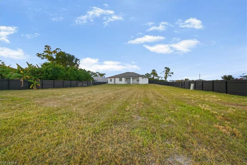 1124 NE 35th Ln , Cape Coral, FL 33909 Photo