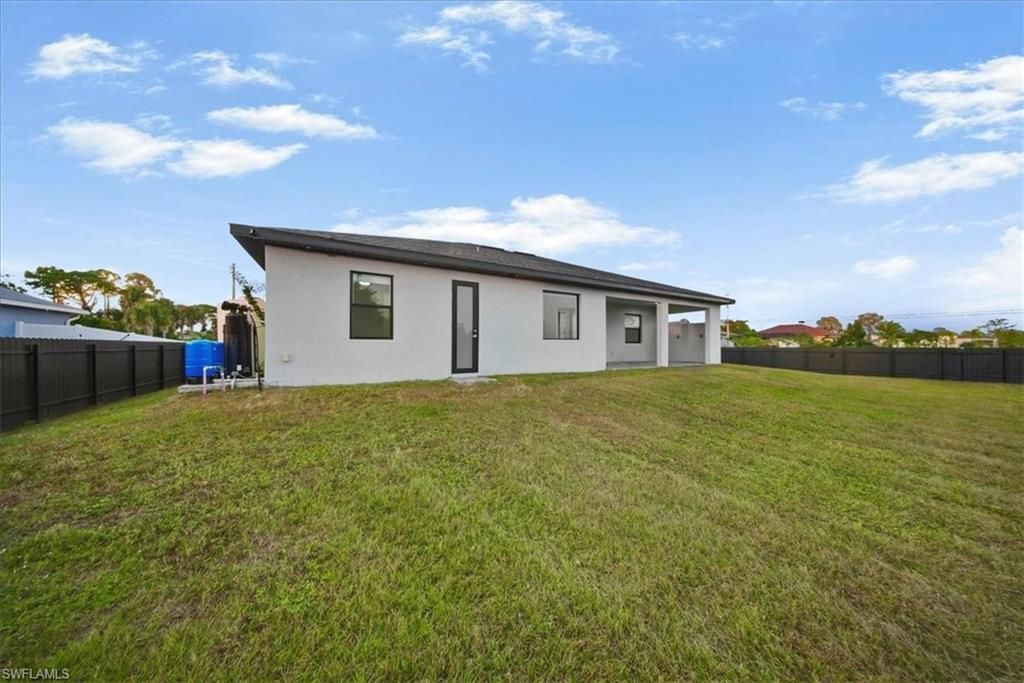 1124 NE 35th Ln , Cape Coral, FL 33909 Photo