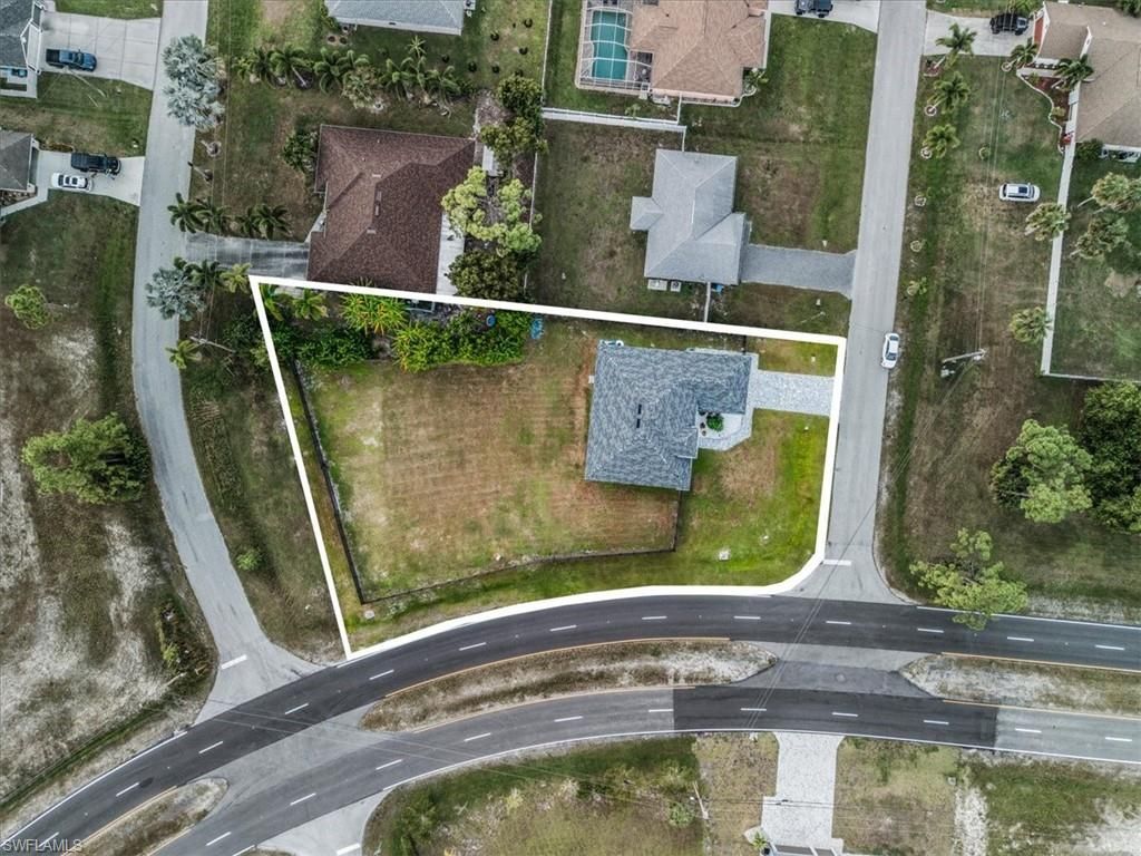 1124 NE 35th Ln , Cape Coral, FL 33909 Photo