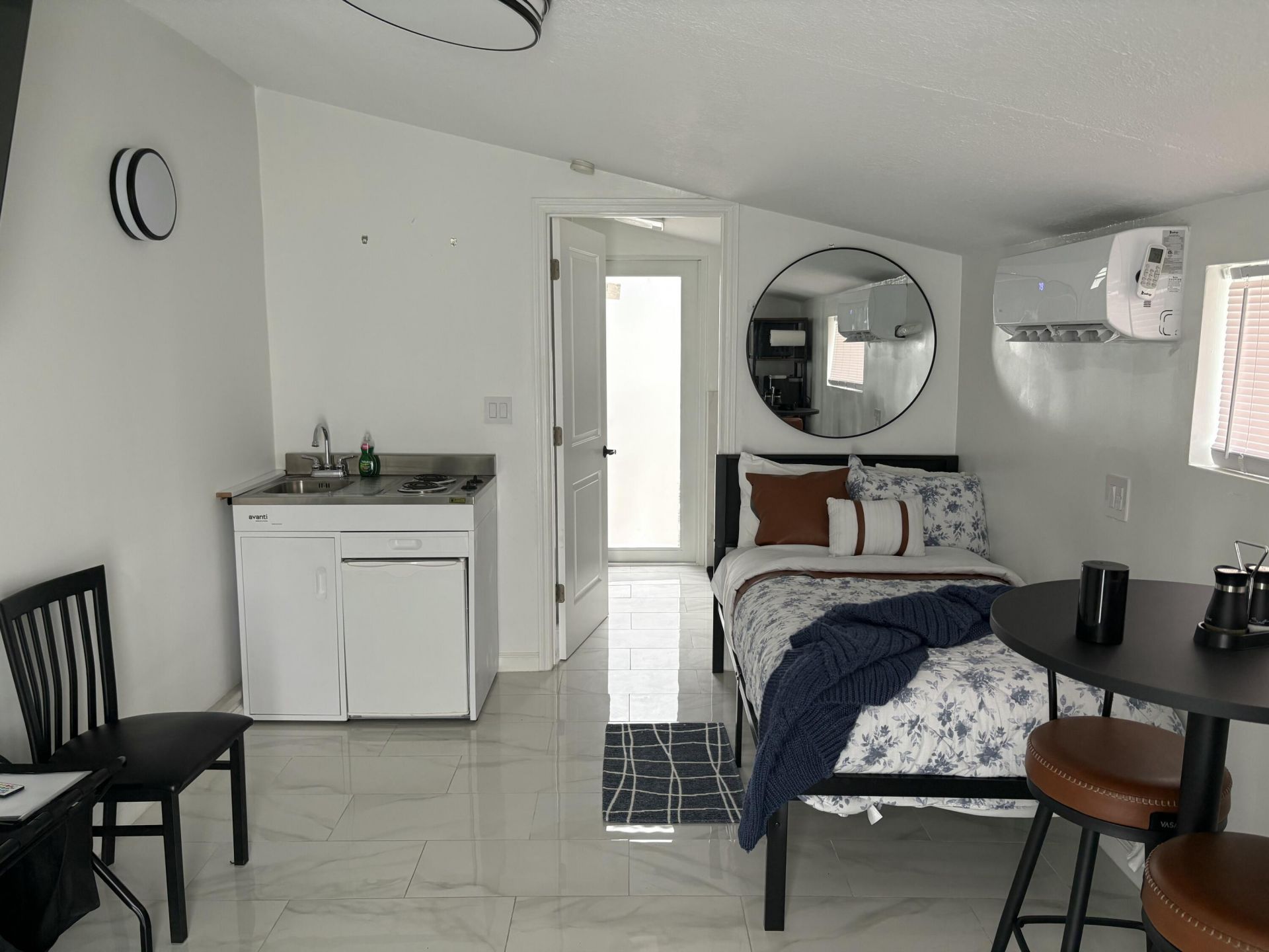 2816 NW 7th Street, Fort Lauderdale, FL 33311 Photo