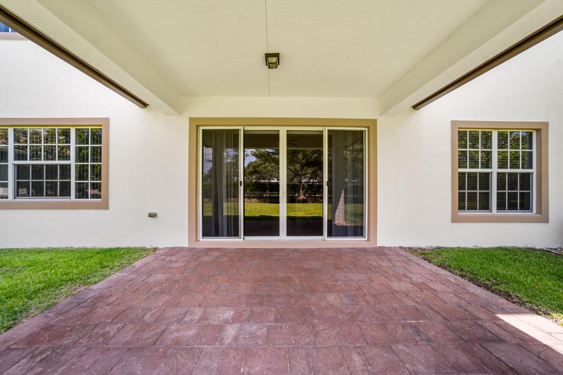 10111 Edgewater Court, Parkland, FL 33076 Photo