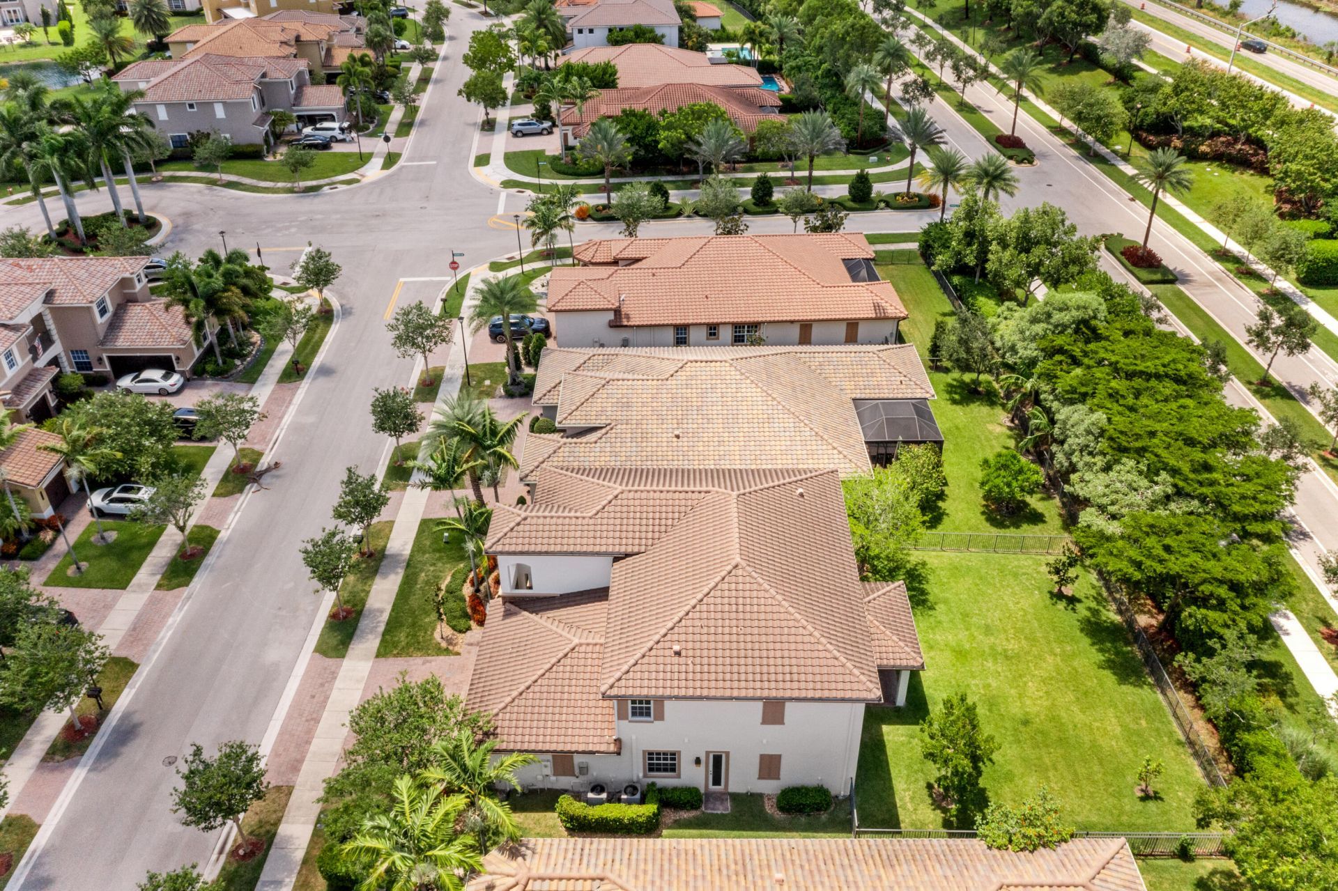 10111 Edgewater Court, Parkland, FL 33076 Photo