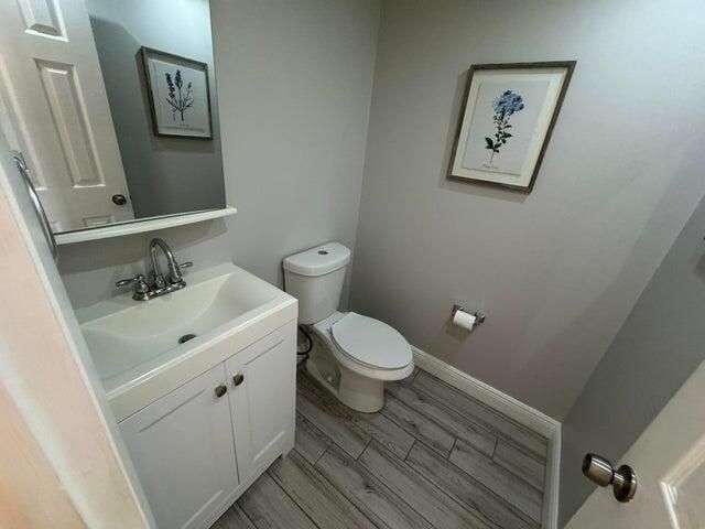 127 Flanders C, Unit C, Delray Beach, FL 33484 Photo