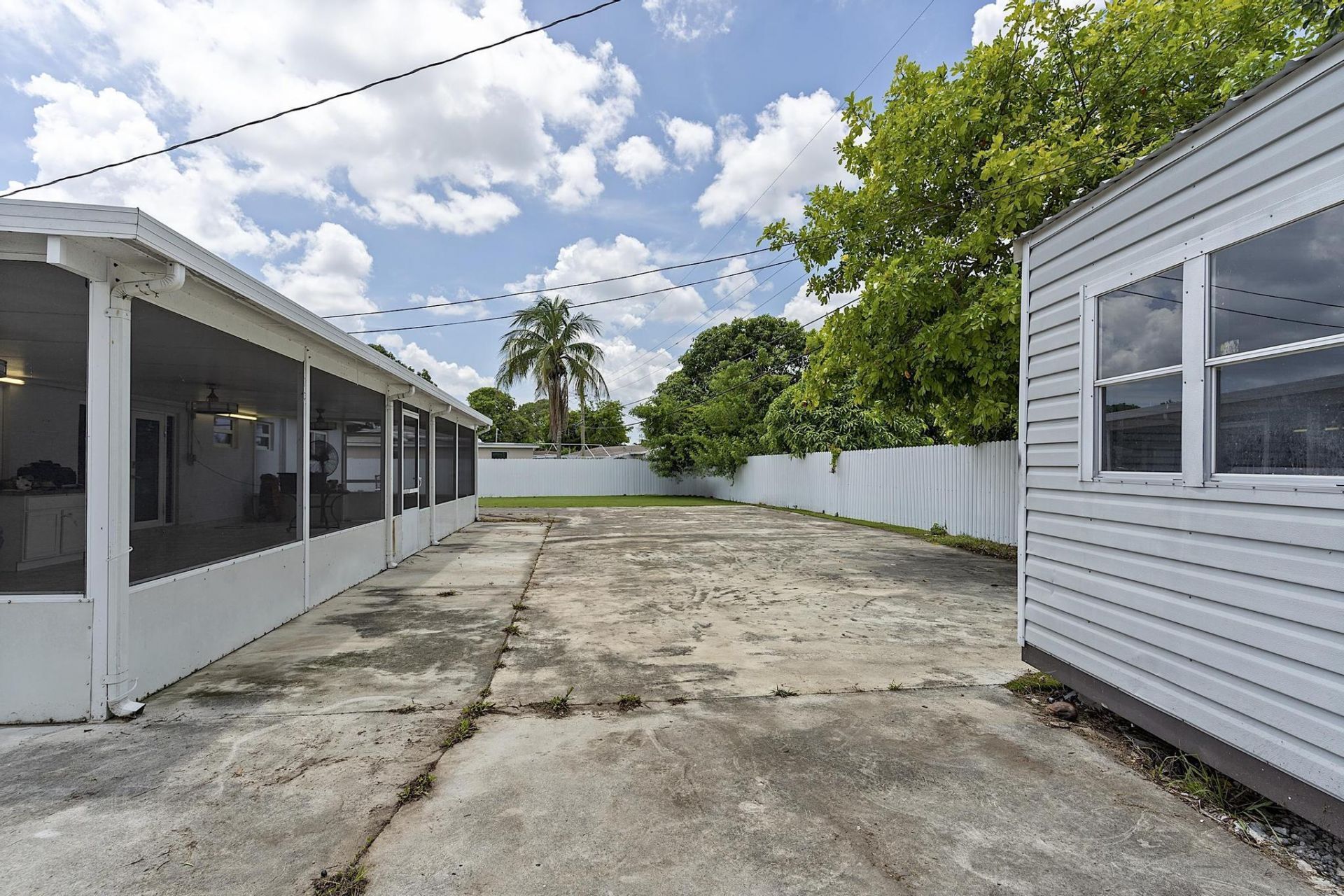 17840 NW 28th Court, Miami Gardens, FL 33056 Photo